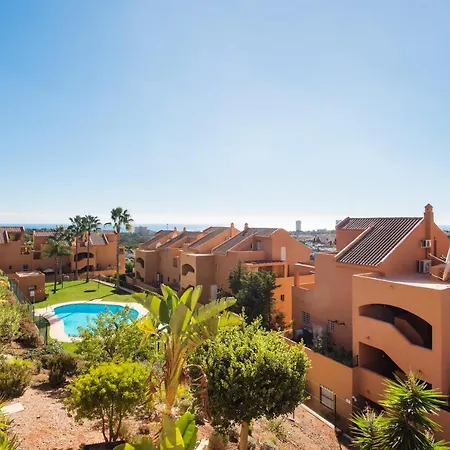 Апартаменты Rentandhomes Golf Elviria *