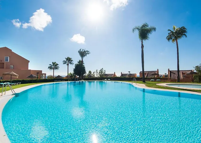 Rentandhomes Golf Elviria Apartmán *