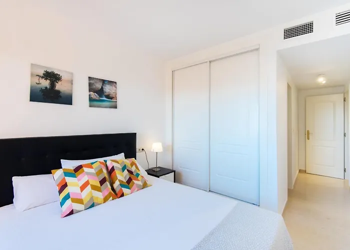 Rentandhomes Golf Elviria Marbella