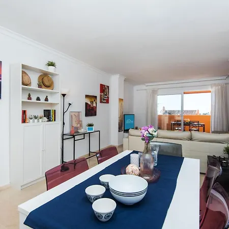 公寓 Rentandhomes Golf Elviria 马尔韦利亚