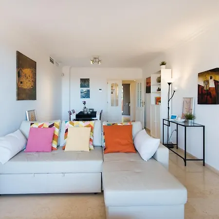 公寓 Rentandhomes Golf Elviria *