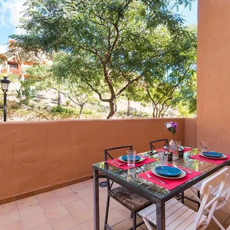 Rentandhomes Golf Elviria Апартаменты Марбелья