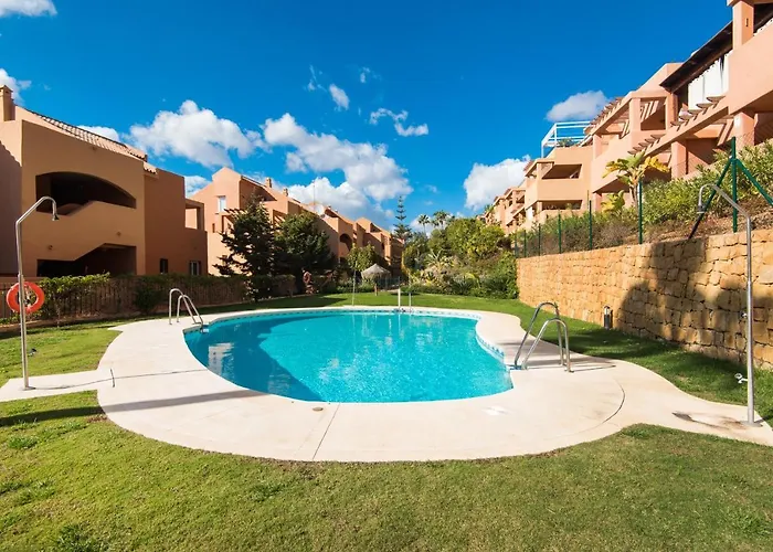 Rentandhomes Golf Elviria Апартаменты