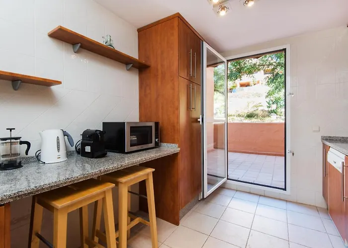 Rentandhomes Golf Elviria * Марбелья
